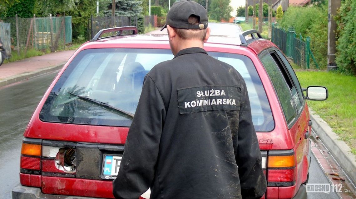 Jedlicze: Skuterem wjechała w auto kominiarzy