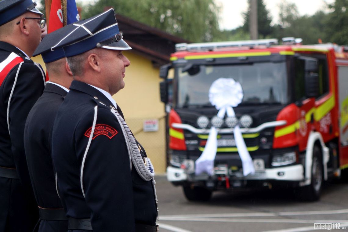 Jedyna taka ratownicza Scania już w OSP Krosno-Turaszówka [ZDJĘCIA, WIDEO]
