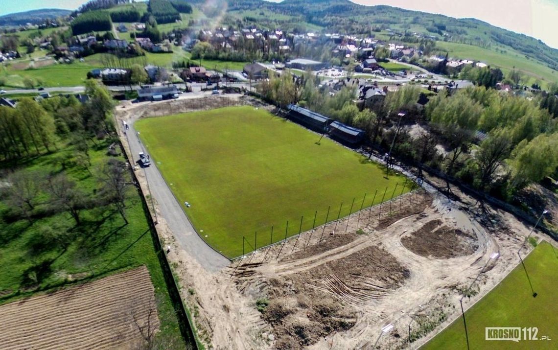 Jest kolejny przetarg na budowę trybuny stadionu w Rymanowie