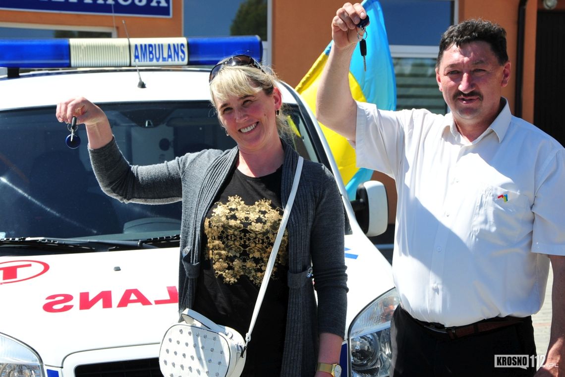 Karetka z Jedlicza pojechała na Ukrainę. To dar gminy dla przyjaciół zza wschodniej granicy