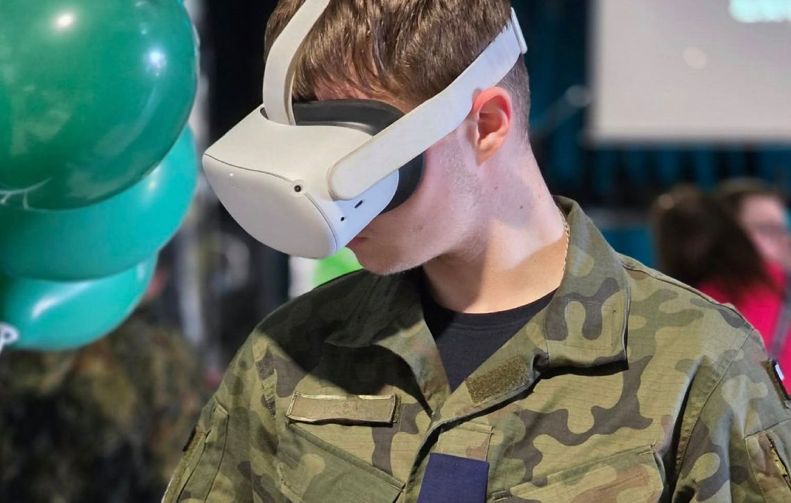 Kariera w mundurze zaczyna się w szkole. WCR Jasło zachęca młodych