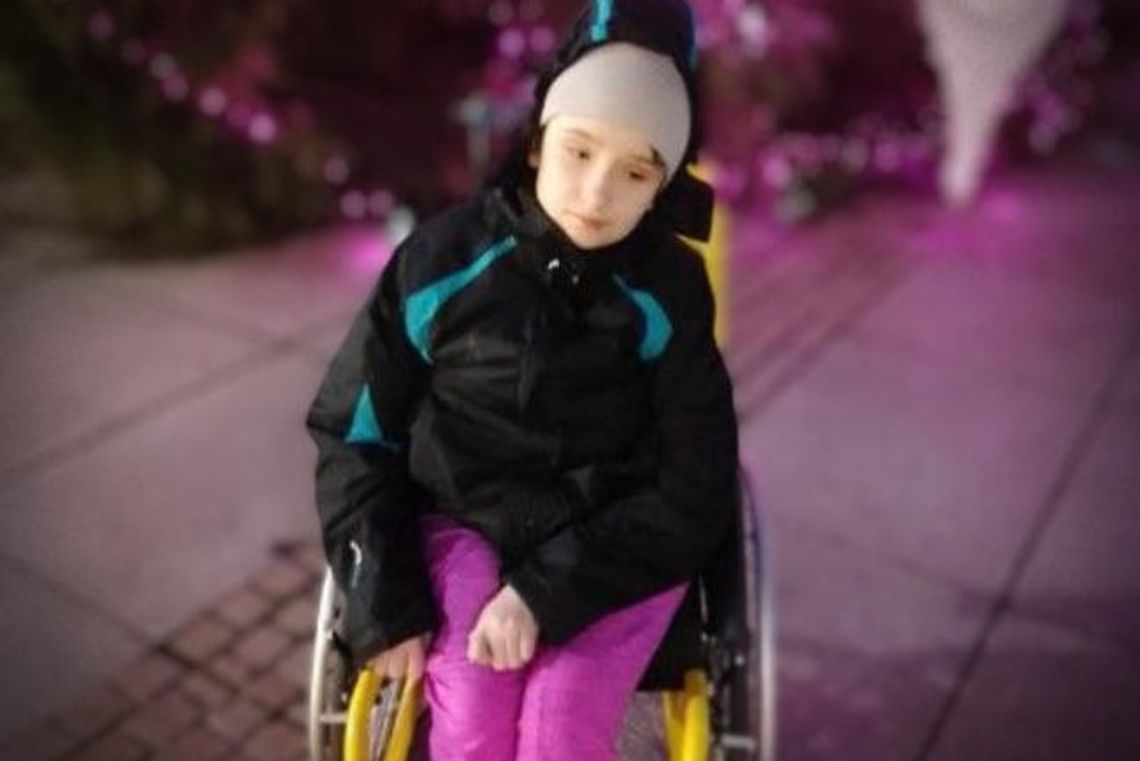 Kasia, by stanąć na nogi potrzebuje kosztownej operacji