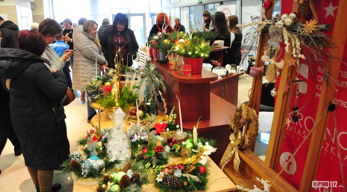 Kiermasz świąteczny w Regionalnym Centrum Kultur Pogranicza w Krośnie [ZDJĘCIA]