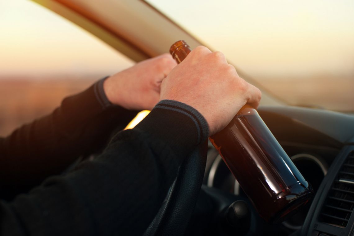 Kierowca citroena miał ponad 3 promile. Dalszą jazdę uniemożliwił mu inny kierowca
