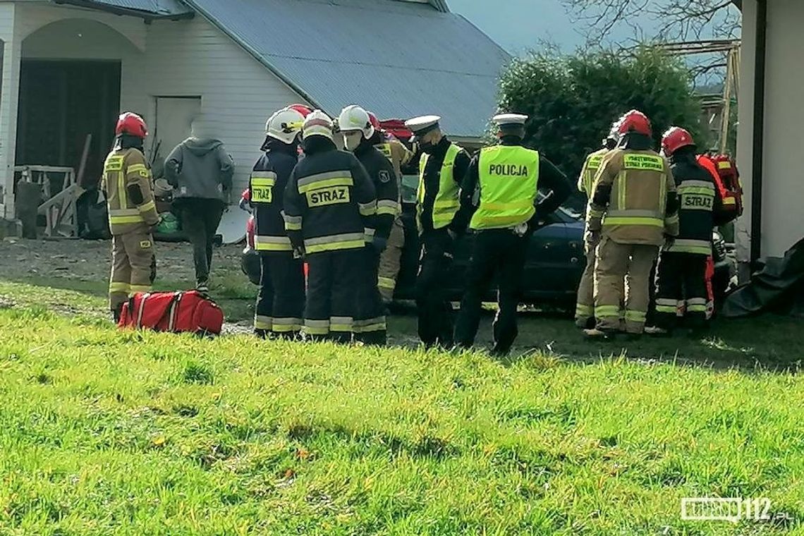 Kierowca zasłabł. Samochodem wjechał w budynek