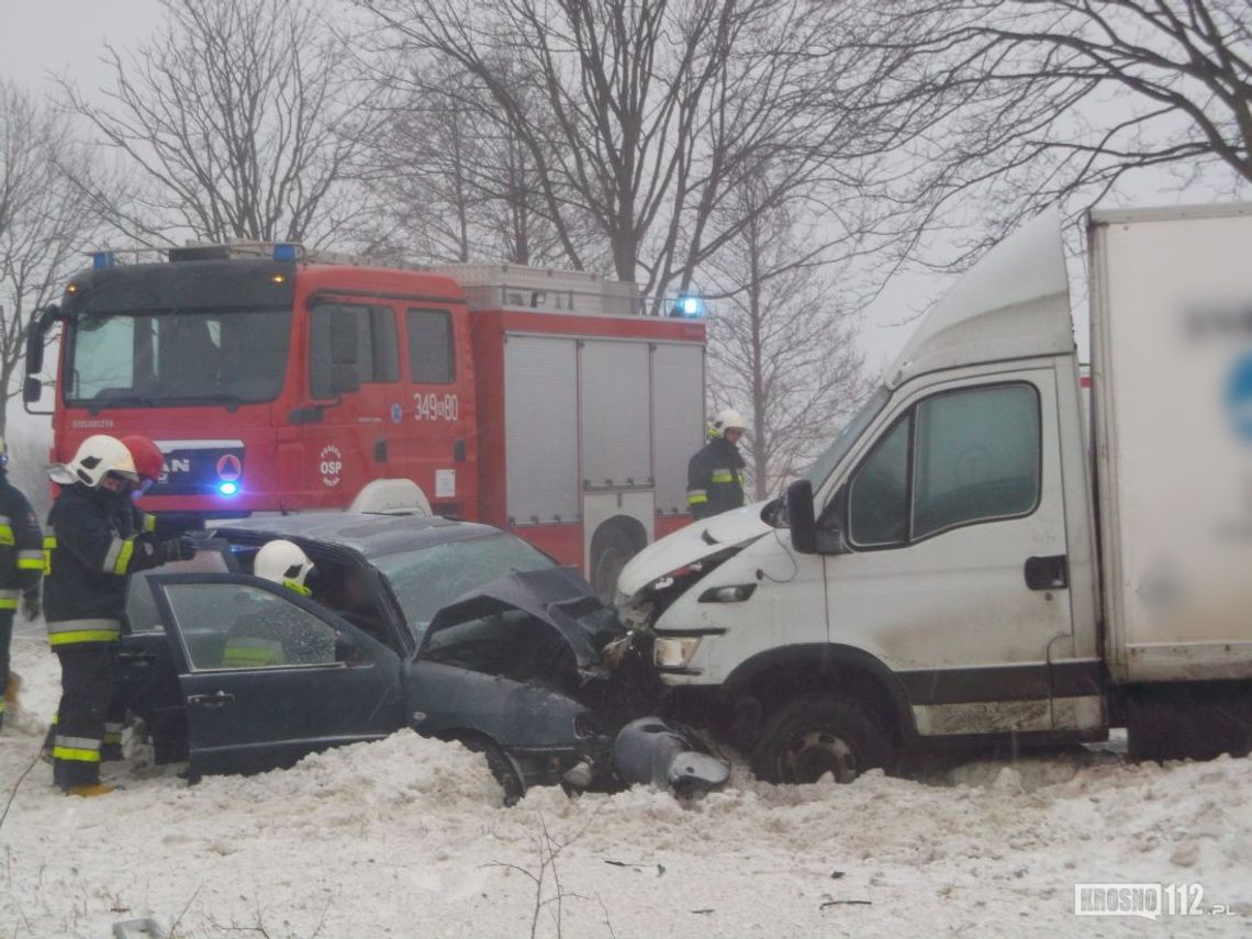 KLIMKÓWKA: Kolizje samochodów w tym karetki i wozu strażackiego