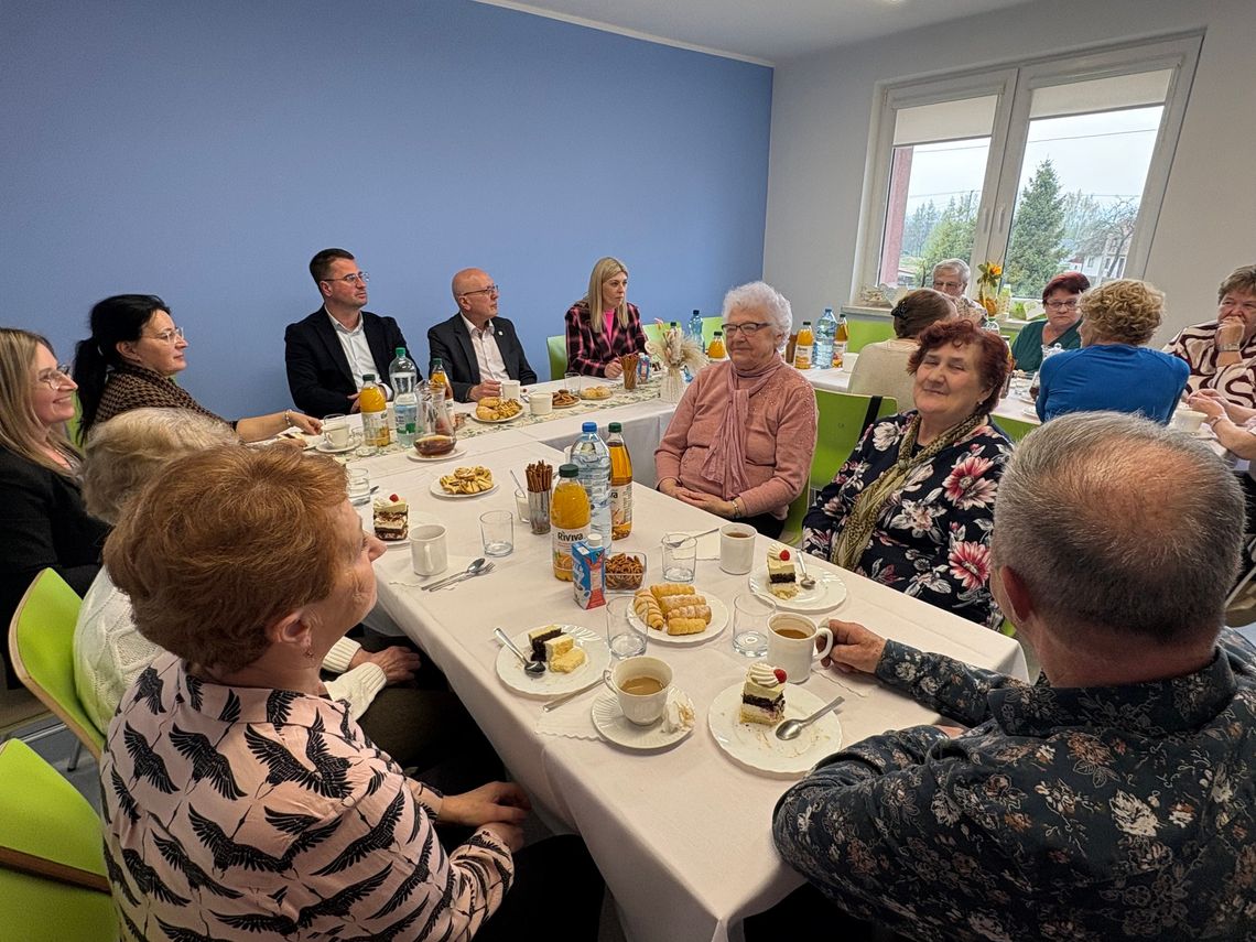 Klub Seniora w Zalesiu oficjalnie otwarty