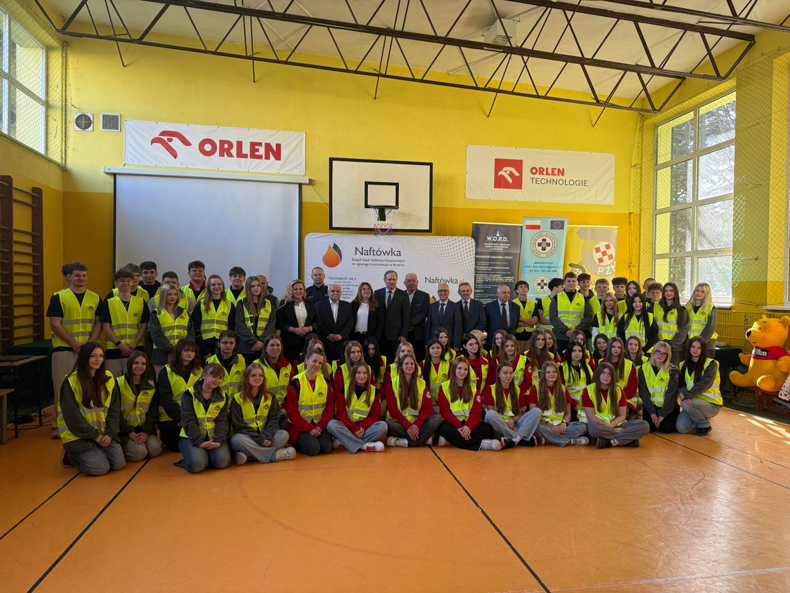 Kolejna grupa ratowników drogowych PZM z „Naftówki” Kolejna grupa ratowników drogowych PZM z „Naftówki”