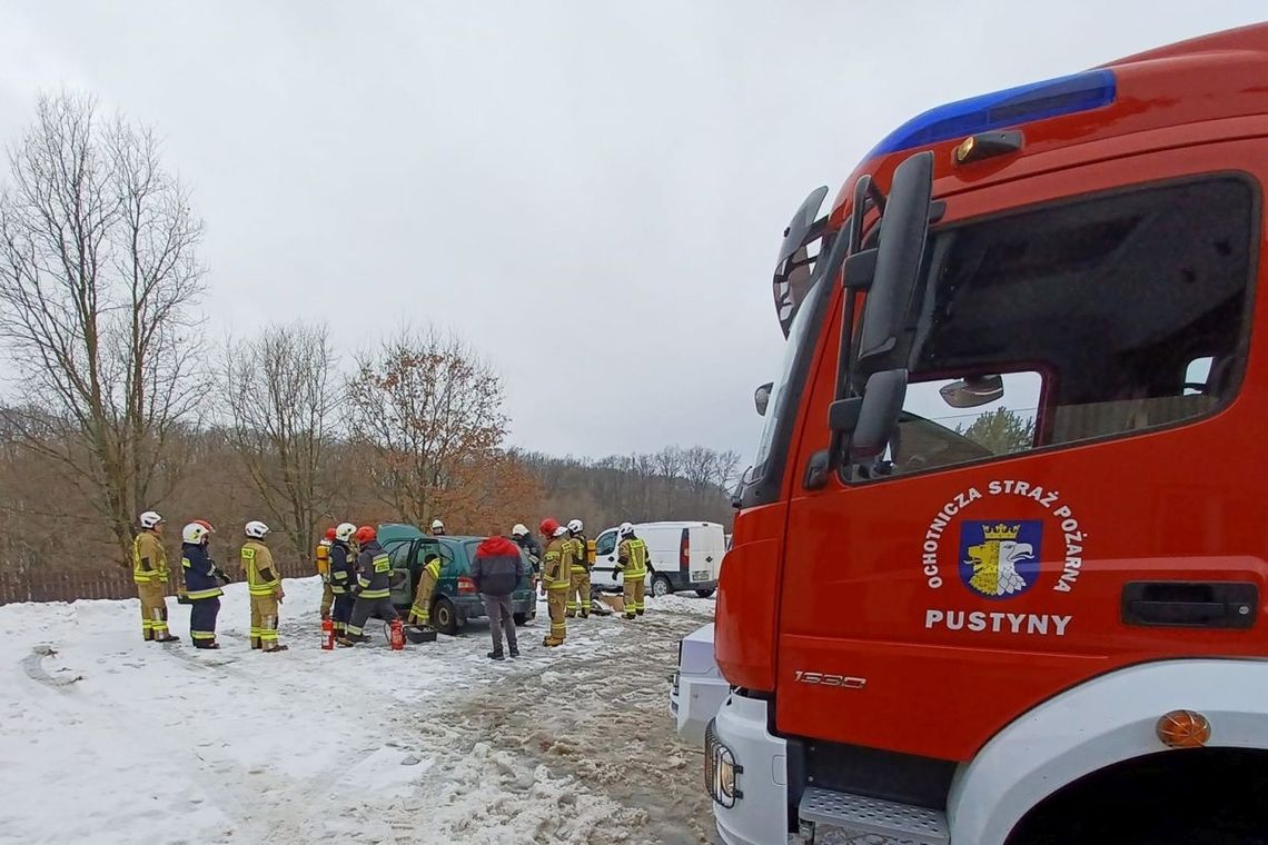? Kolejny pożar samochodu. Tym razem w Pustynach