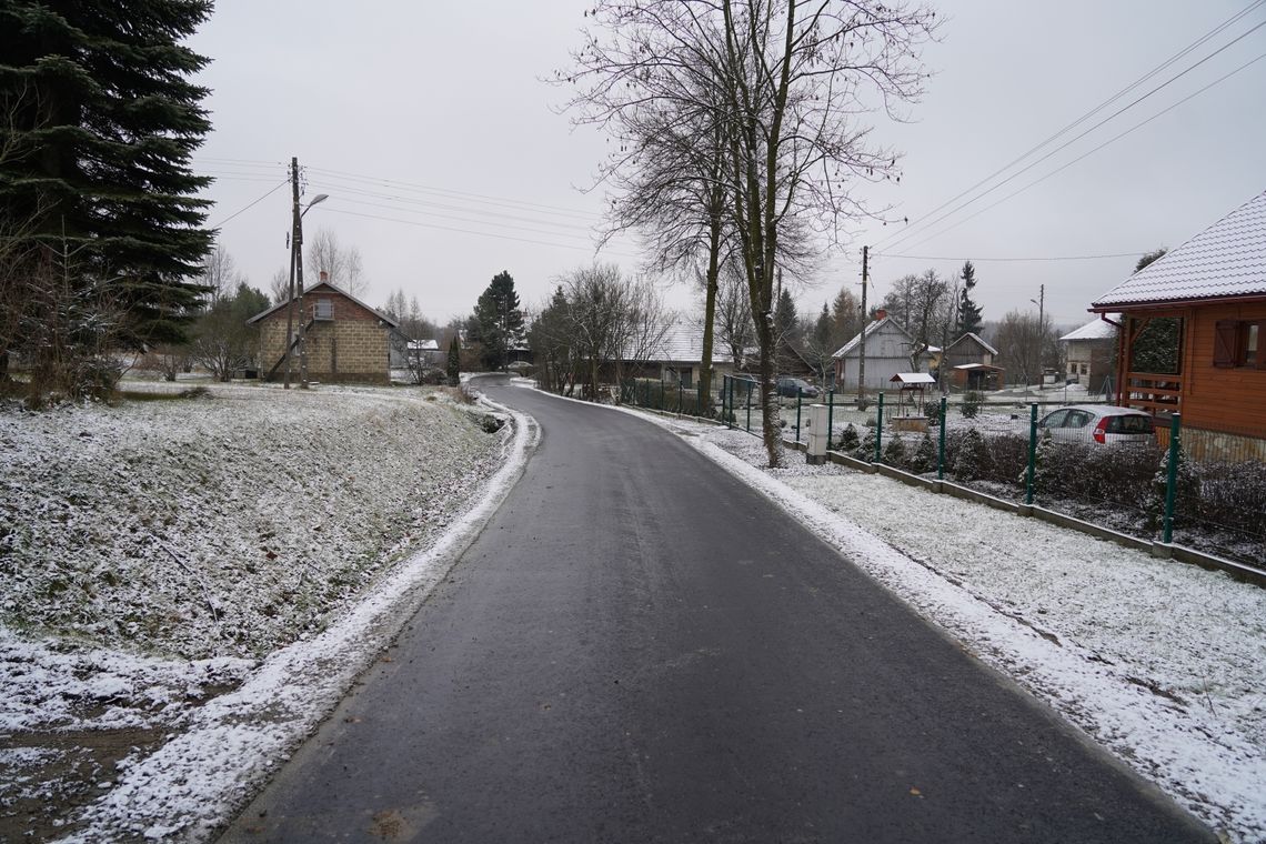 Kolejny remont dróg w gminie Jedlicze zakończony