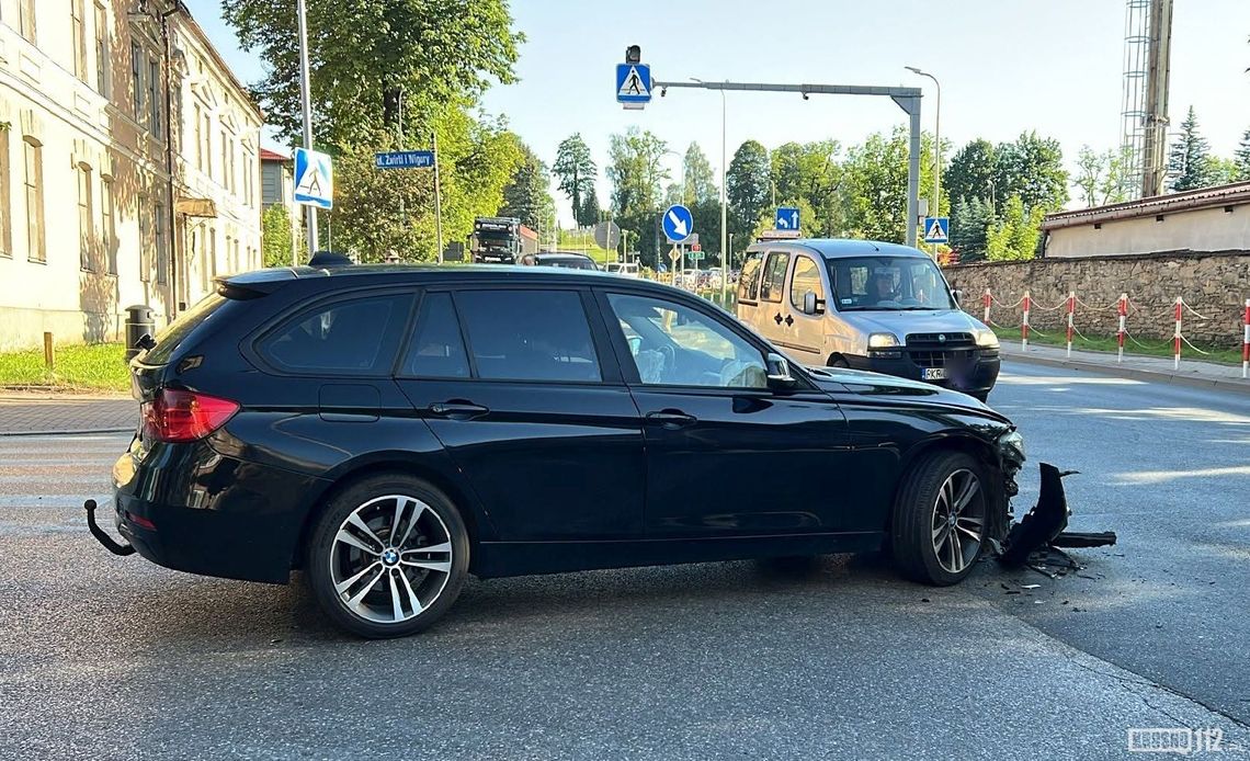 Kolizja BMW i ciężarówki w Dukli