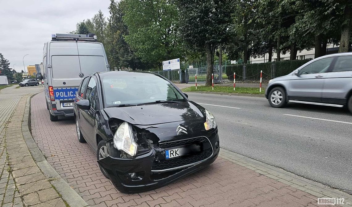 Kolizja na Tysiąclecia. Zderzyły się Renault i Citroen