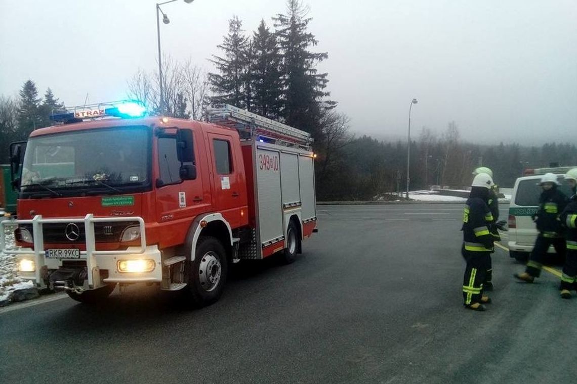 Kolizja samochodów na przejściu granicznym Barwinek - Vyšný Komárnik