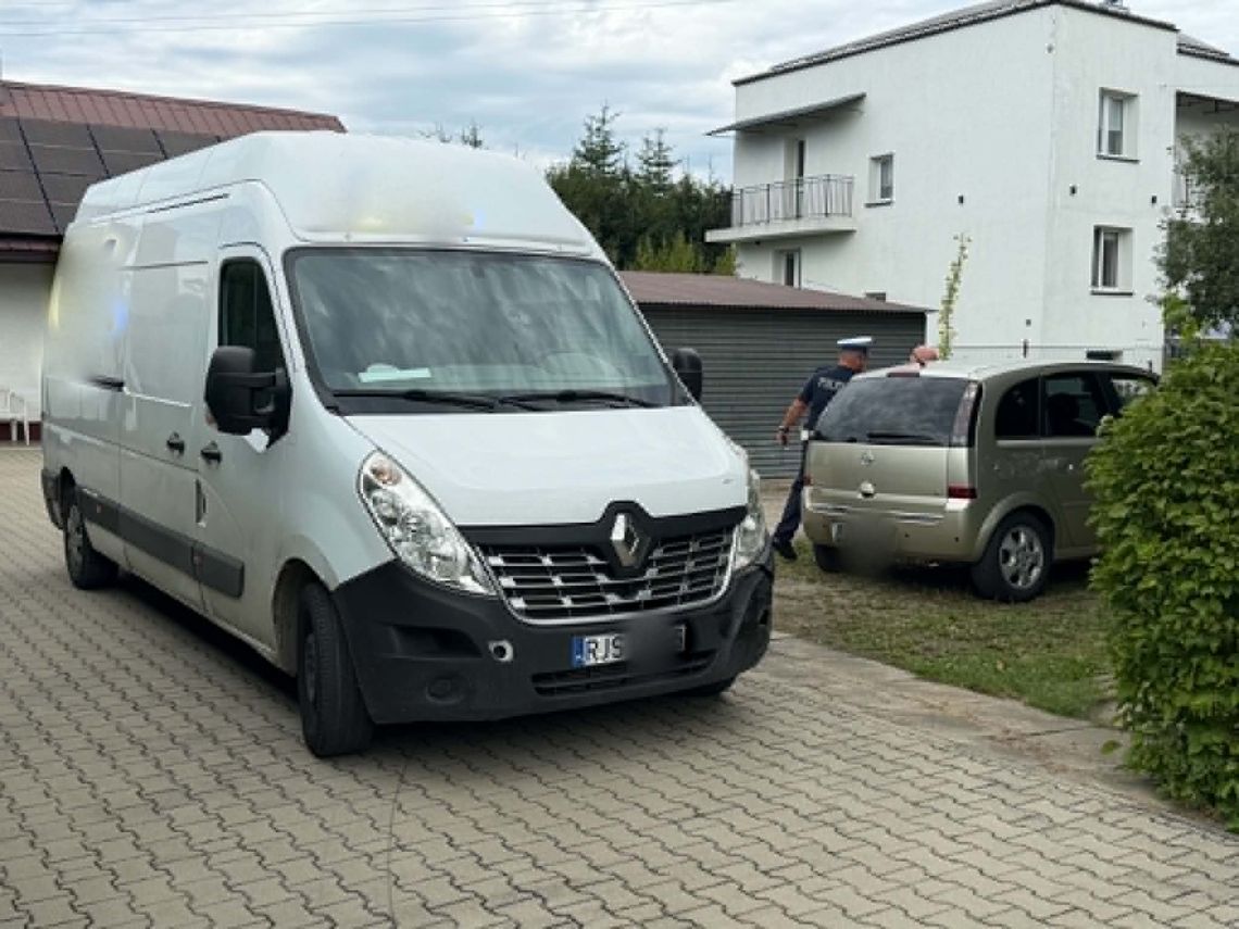 Kolizja w Potoku. Zderzyły się samochody dostawczy z osobowym
