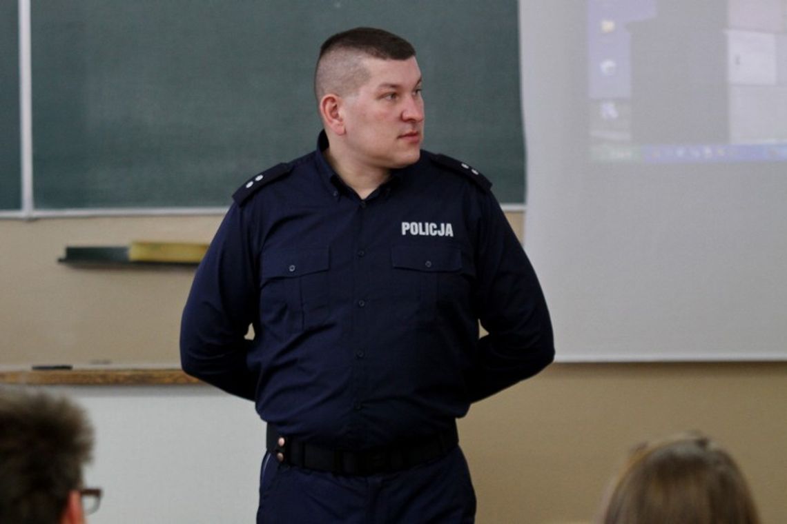 Komisarz Daniel Lendzio pełniącym obowiązki I Zastępcy Komendanta Miejskiego Policji w Krośnie