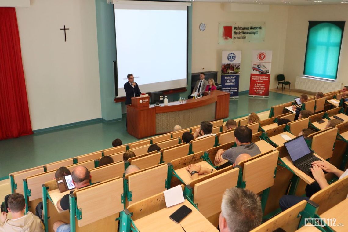 Konferencja "Prawne i praktyczne aspekty stwierdzenia zgonu przez ratowników medycznych"