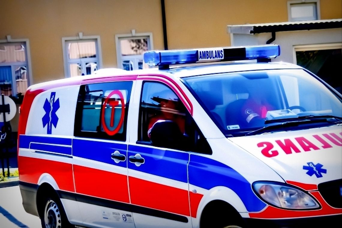 ? Korczyna/DW991: 87-latka potrącona przez karetkę transportową