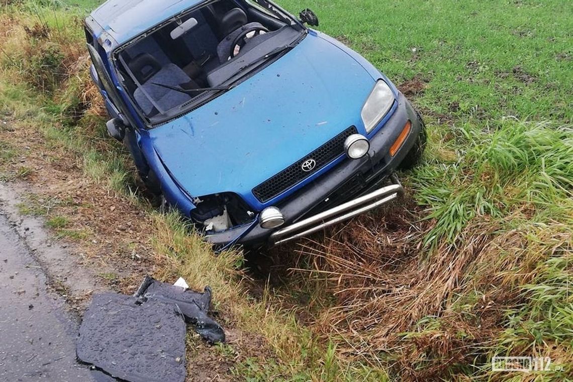 KORCZYNA: Kierująca Toyotą uderzyła w mostek