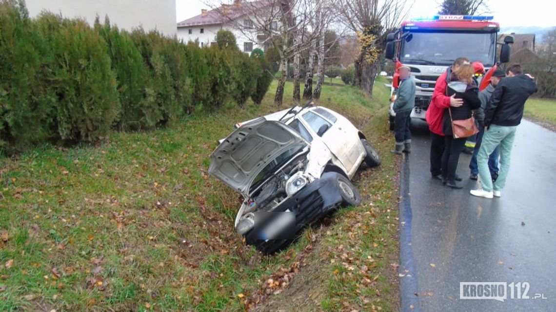 Korczyna: Kolizja na zakręcie, Fiat w rowie