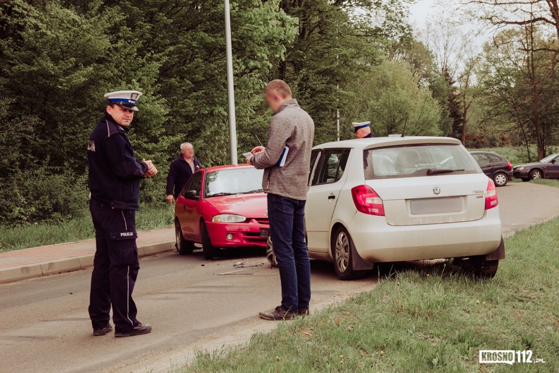 KROŚCIENKO WYŻNE: Kolizja dwóch samochodów osobowych