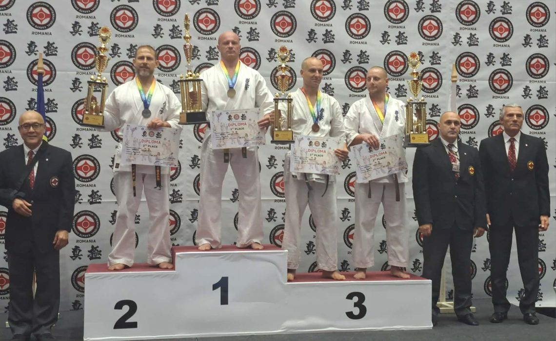Krośnieńscy karatecy z medalami na Europejskim Pucharze w Bukareszcie Krośnieńscy karatecy z medalami na Europejskim Pucharze w Bukareszcie