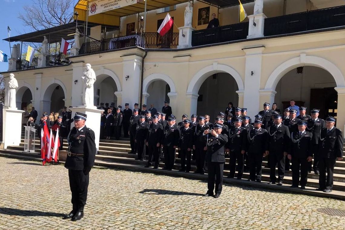 Krośnieńscy strażacy odznaczeni podczas Wojewódzkich Obchodów Dnia Strażaka
