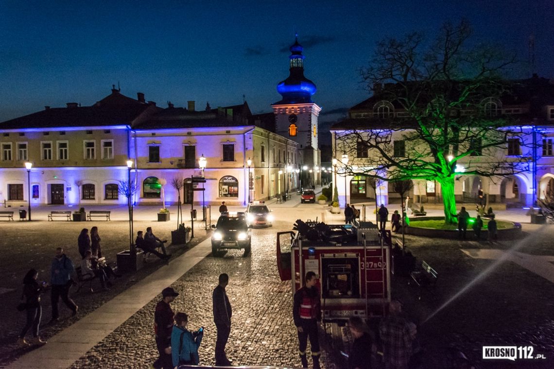 Krośnieński rynek rozbłysł na niebiesko