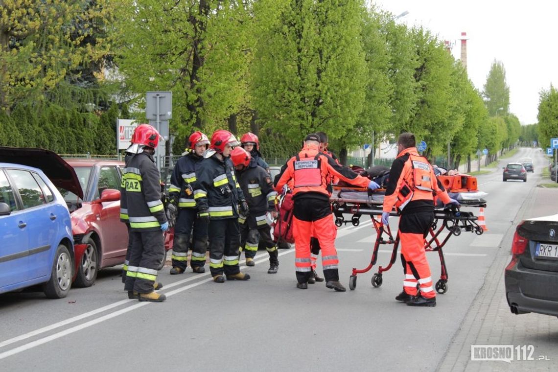 KROSNO: Efekt domina. Zderzyło się pięć samochodów