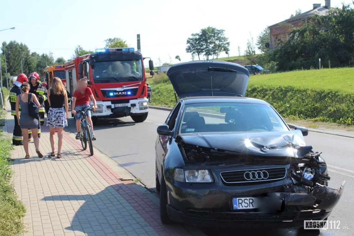 KROSNO: Kierowca Audi najechał na tył Volkswagena