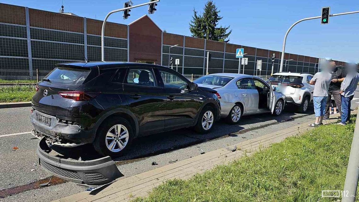 Krosno. Kolejny raz doszło do najechania na siebie pojazdów na Podkarpackiej