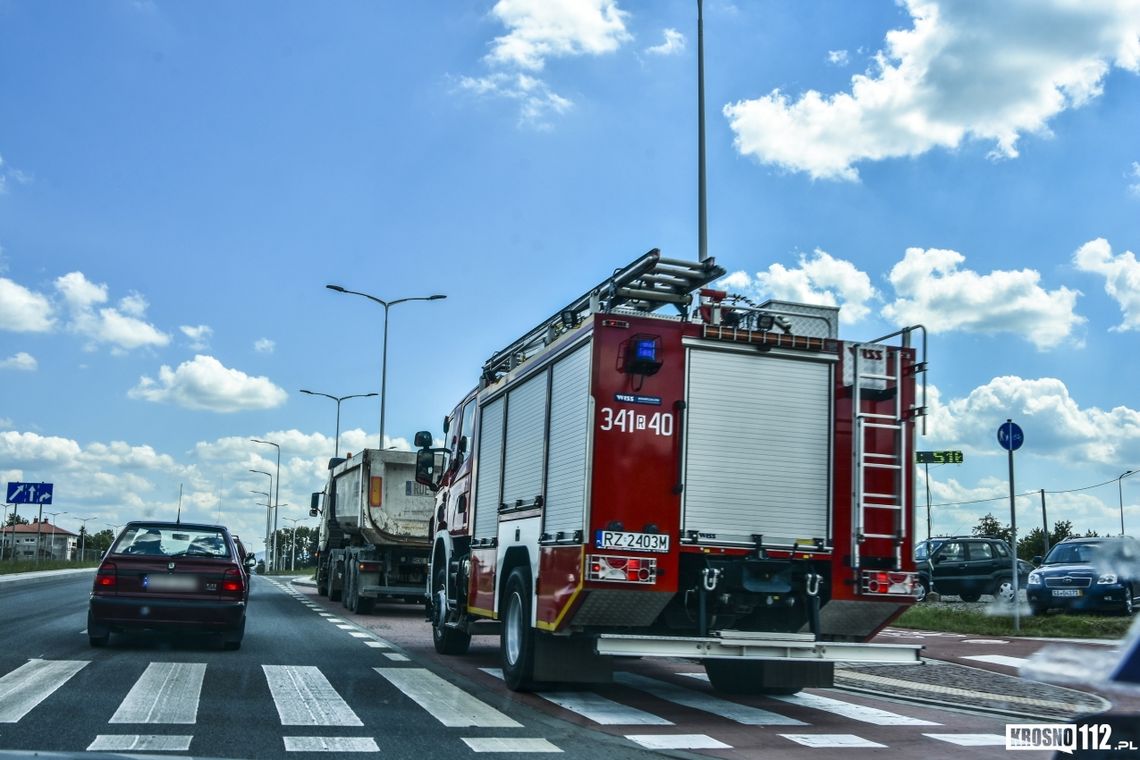 Krosno: Kolizja ciężarówki i osobówki na Bieszczadzkiej