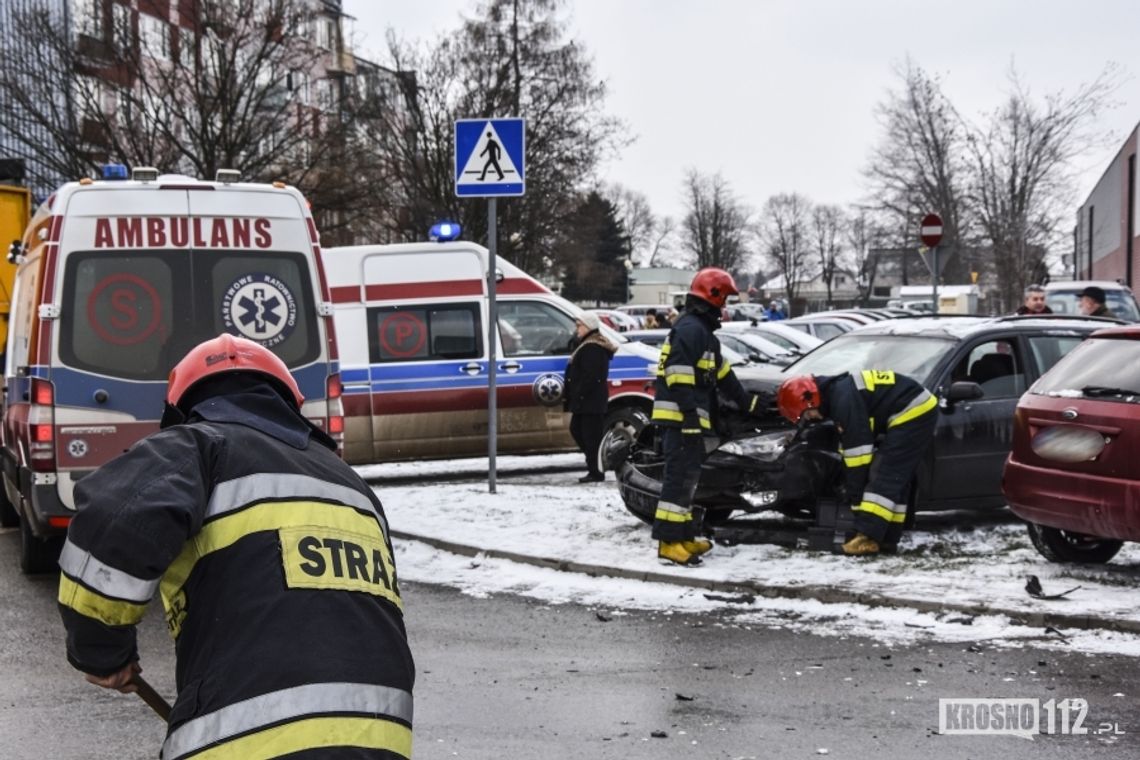 Krosno: Kolizja na skrzyżowaniu