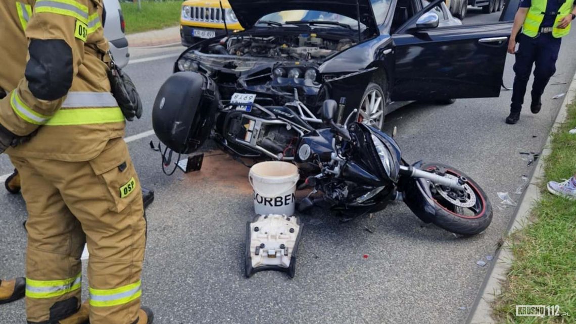Krosno. Motocyklista poszkodowany w kolizji na DK28