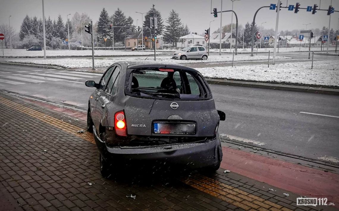 ? Krosno. Nissanem wjechał na czerwonym. Zderzył się z Toyotą [AKTUALIZACJA]