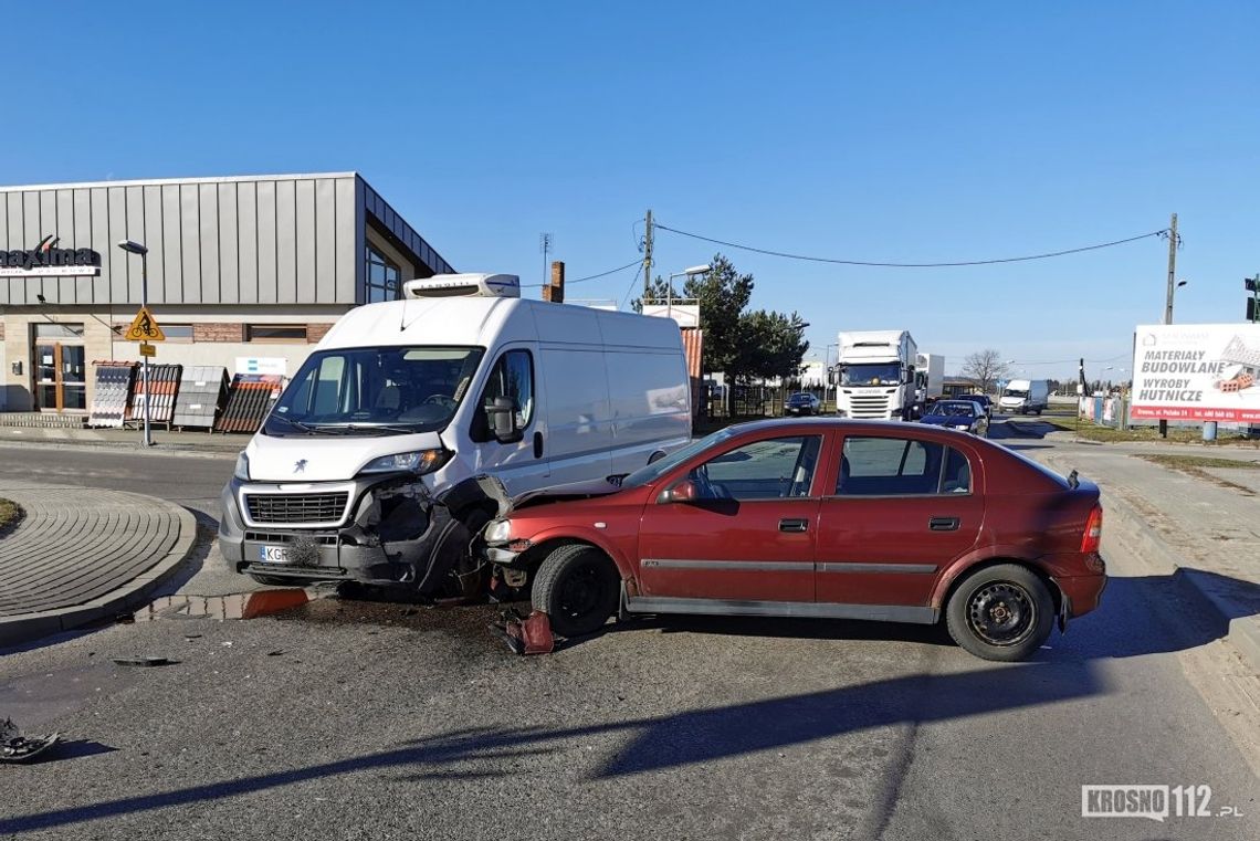KROSNO: Peugeot i Opel zderzyły się na Pużaka