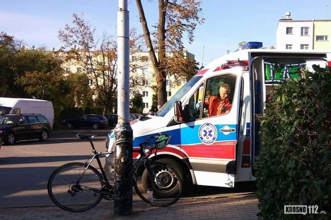 KROSNO: Potrącenie 70-letniego rowerzysty i zdarzenie na rondzie