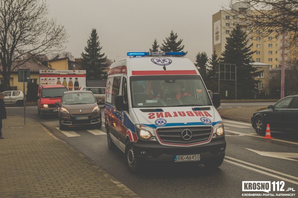 KROSNO: Potrącenie pieszego pod sklepem Lidl