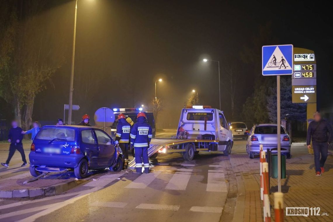KROSNO: Wjechał w wysepkę na środku drogi