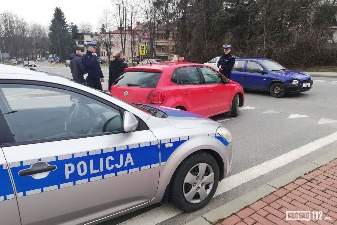 KROSNO: Wyjeżdżała z parkingu, wymusiła pierwszeństwo
