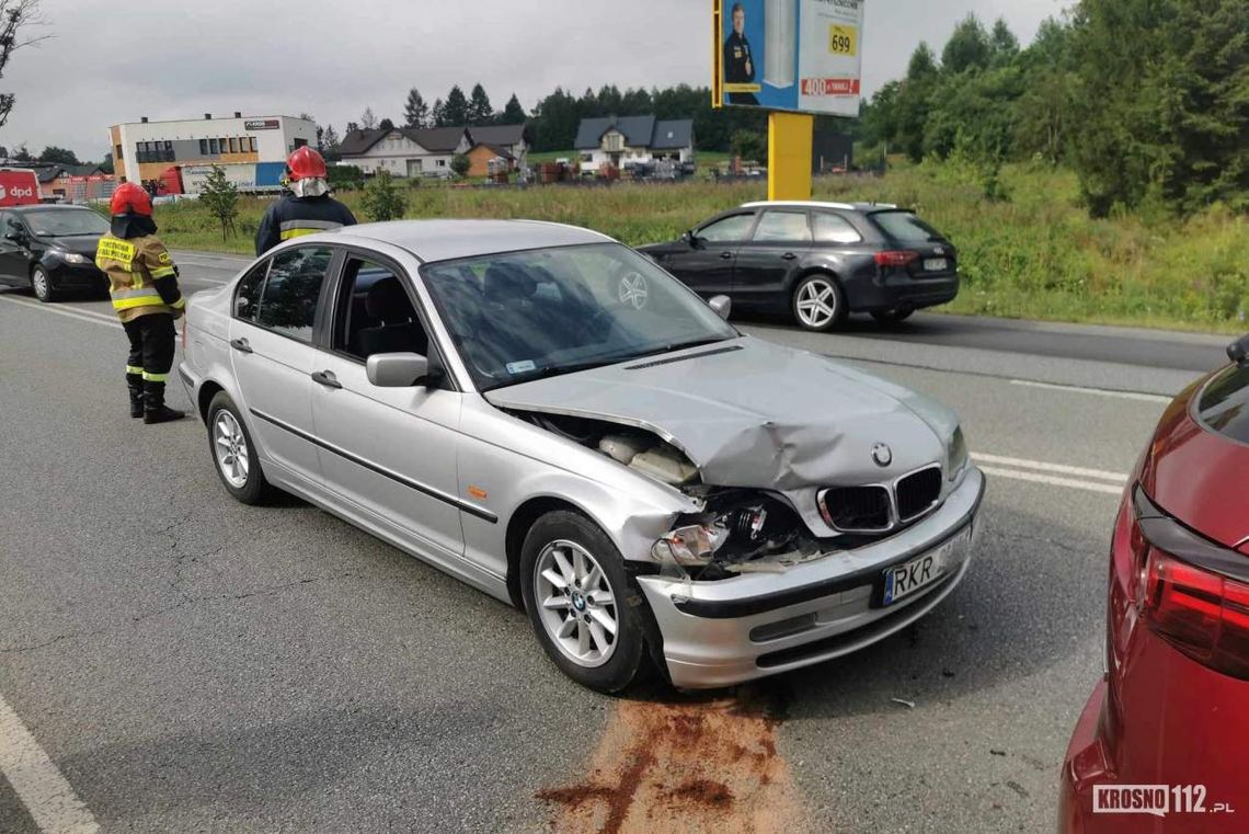 Krosno. Zderzenie BMW i Mazdy na Bieszczadzkiej