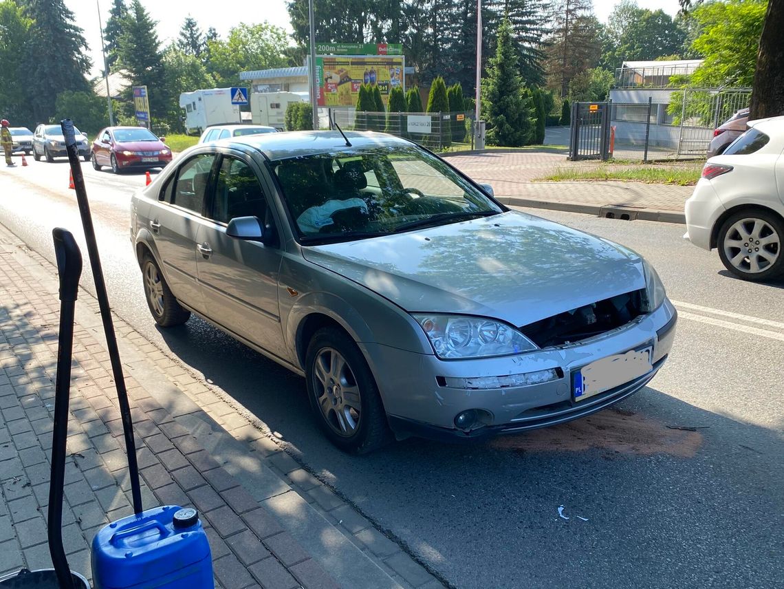 Krosno. Zderzenie dwóch samochodów osobowych