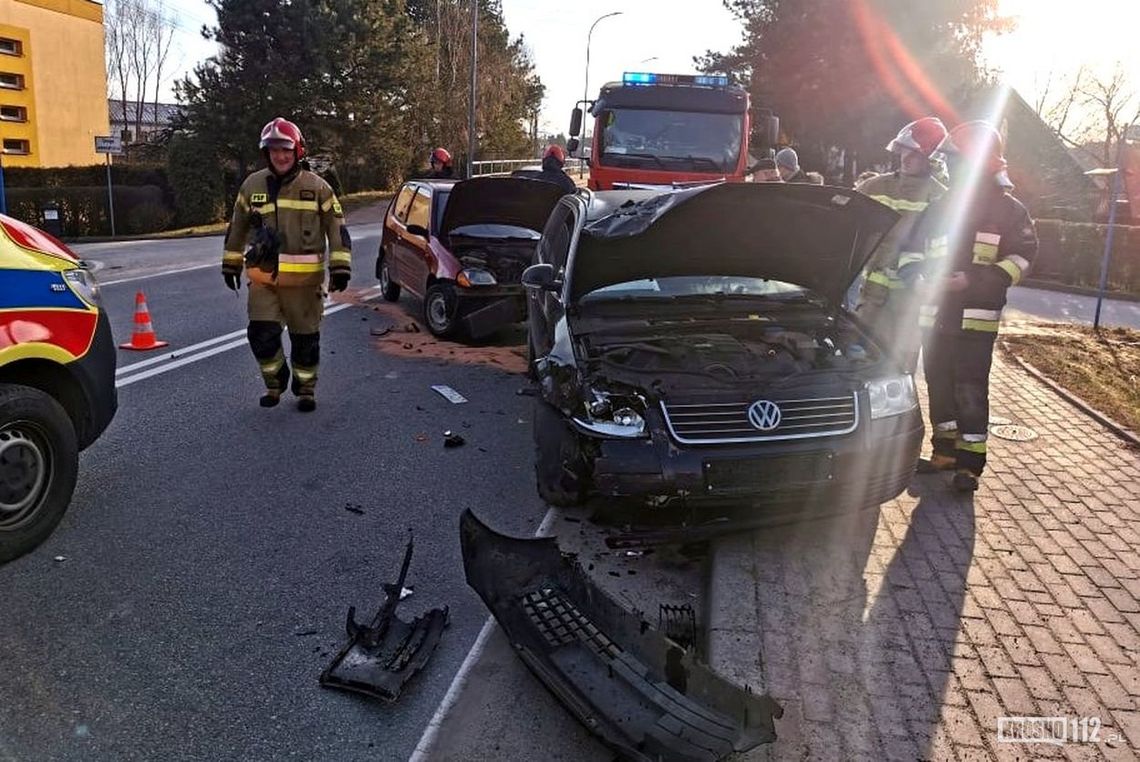? Krosno. Zderzenie fiata z volkswagenem