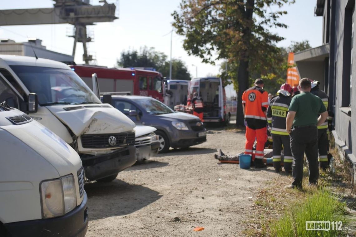 KROSNO: Zderzenie samochodów na skrzyżowaniu Okulickiego i Pużaka