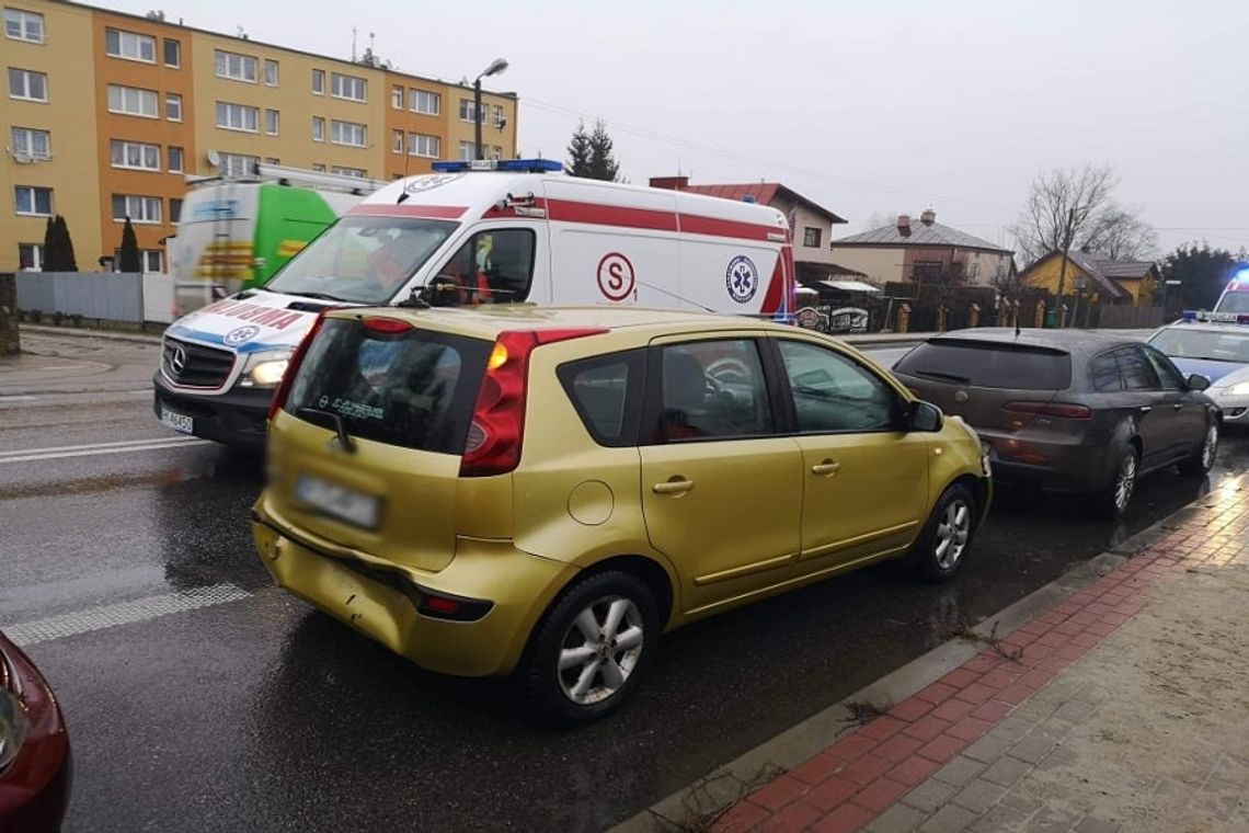KROSNO: Zderzenie trzech aut na ulicy Bema