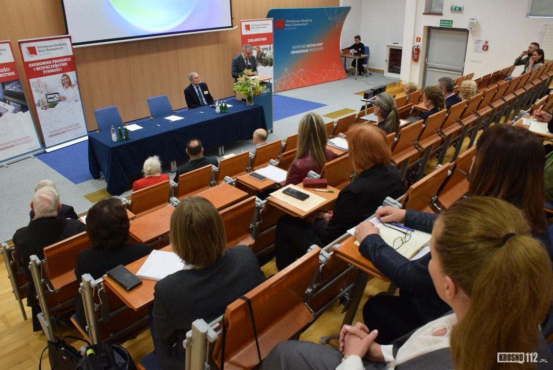 Krosno zielarską stolicą Polski. XII Konferencja Zielarska w PANS