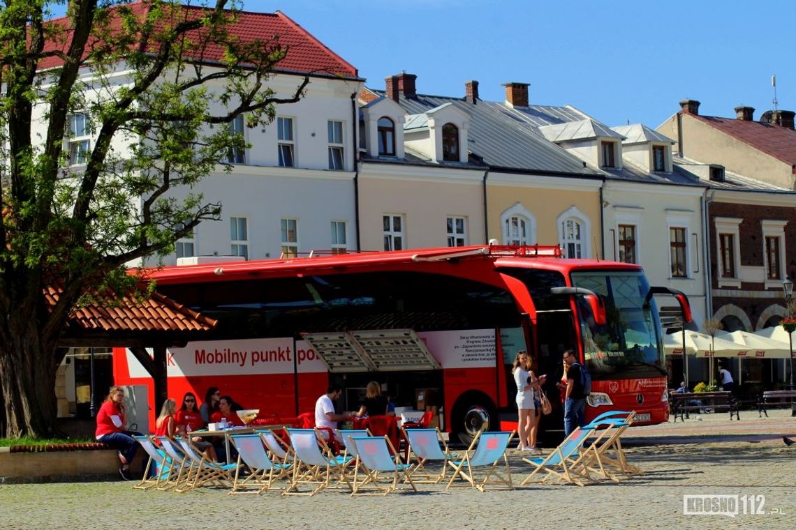 Krwiobus na Rynku zebrał ponad 10 litrów krwi!