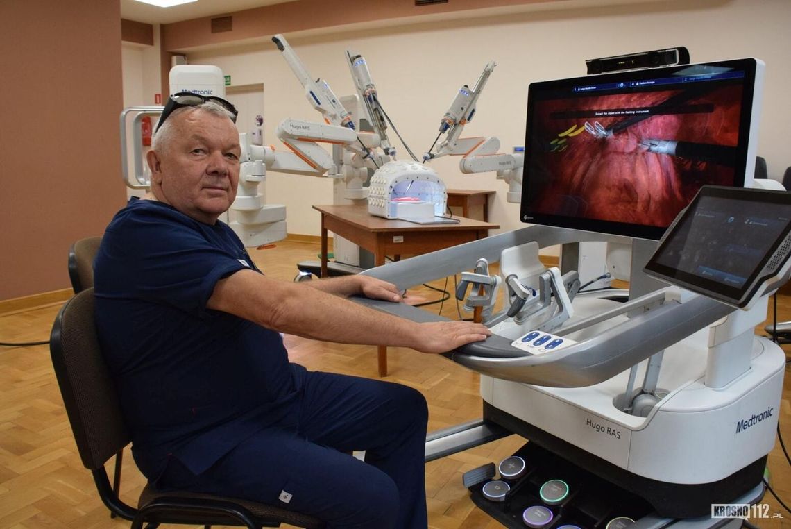 Lekarze z krośnieńskiego szpitala testują robota chirurgicznego. Liczą, że uda się taki sprzęt kupić