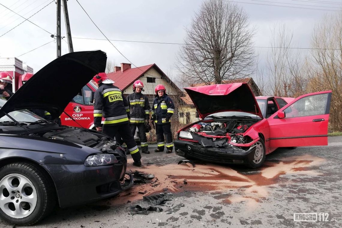ŁĘKI STRZYŻOWSKIE: Zderzenie BMW i Alfa Romeo