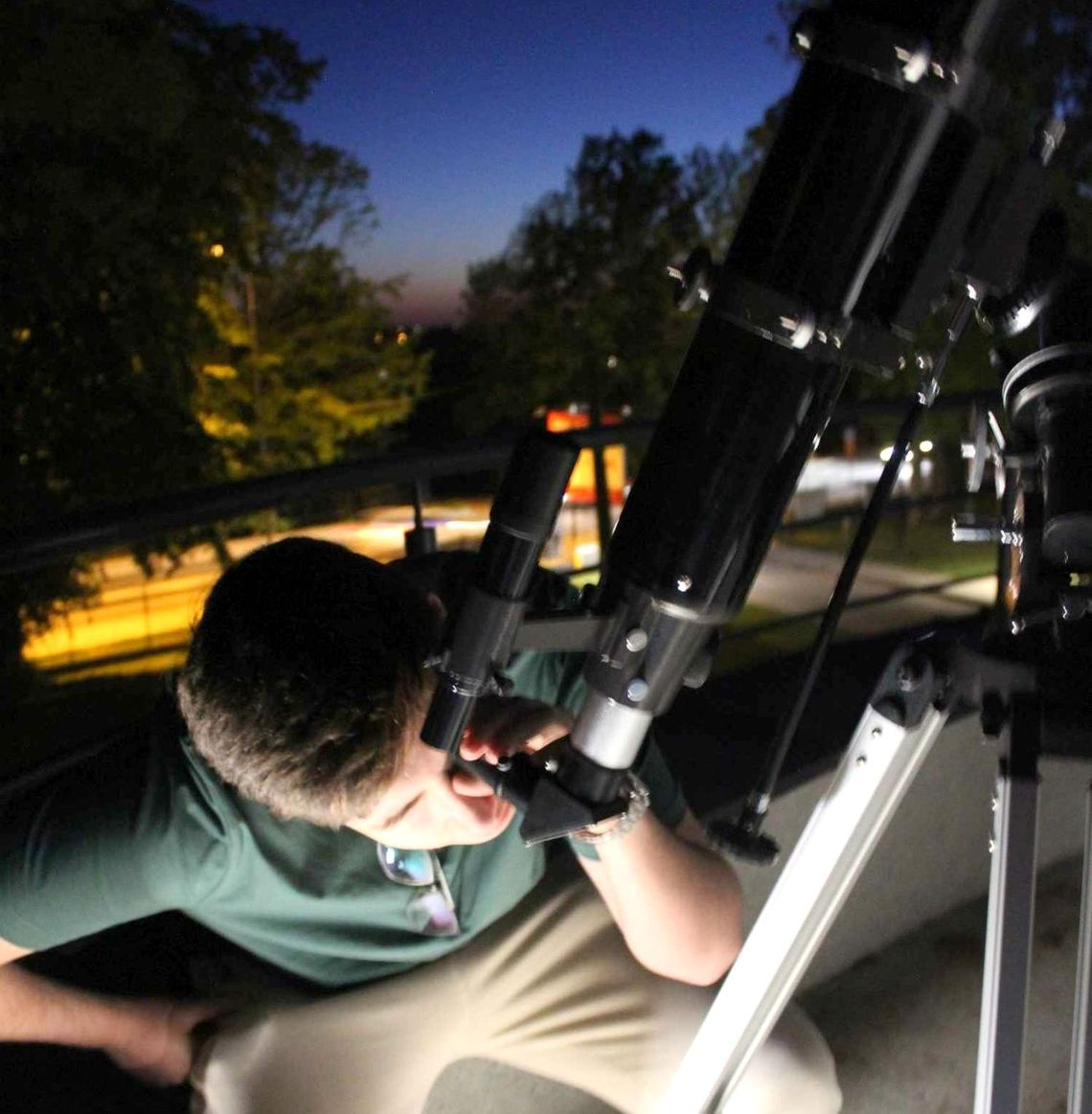 Letnie niebo w zasięgu ręki. Zapisz się na pokazy astronomiczne w astrobazie u Michalitów