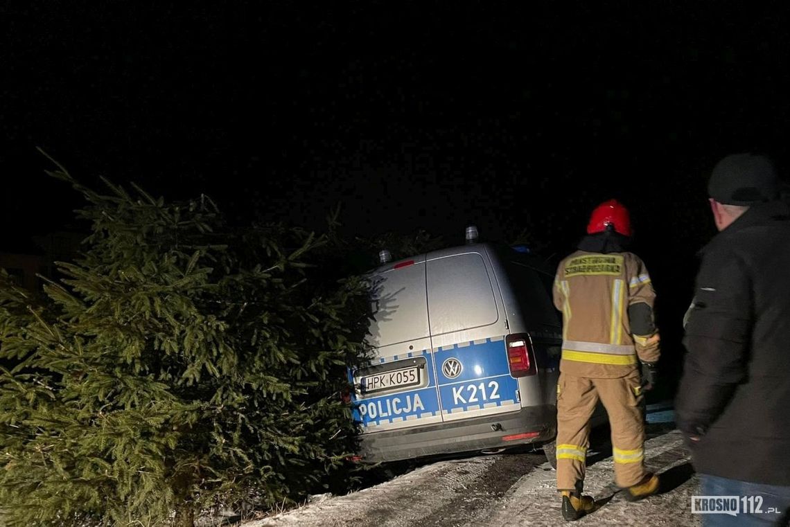 Łężany. Strażacy pomogli policjantom